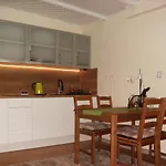أبارتمنتي دوميك مايسلفسكي شقة كارباش